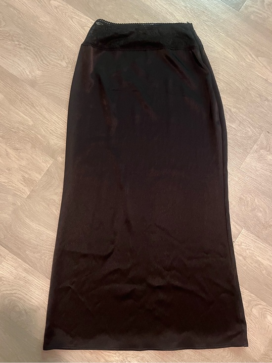 Zara Dresses & Skirts - Zara Black‎ Maxi Slip Skirt with Lace Waist